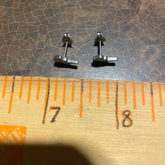 Middle finger up F you F U earrings studs pierced surgical steel piercing NEW - Picture 4 of 9